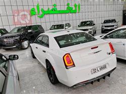 کرایسلەر 300